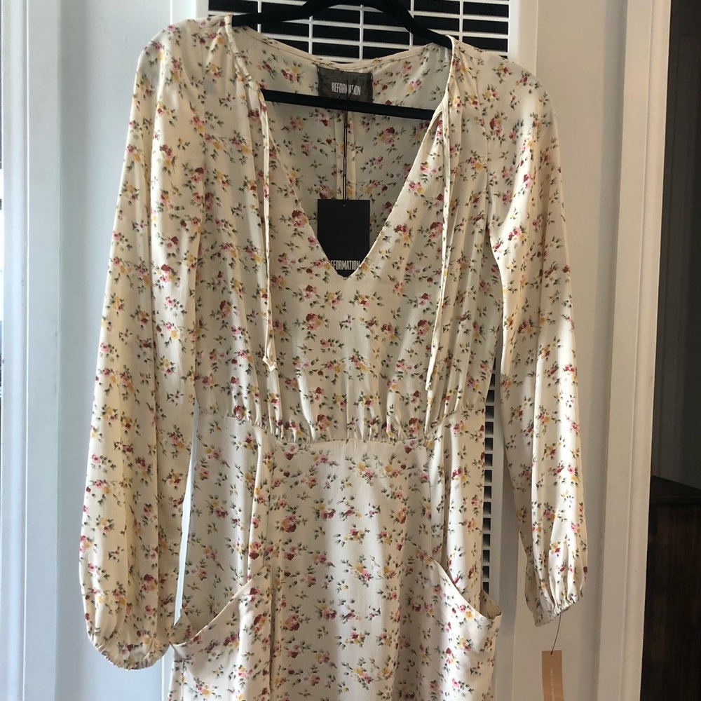 Adorable Rare Floral Reformation Dress NWT Size 2